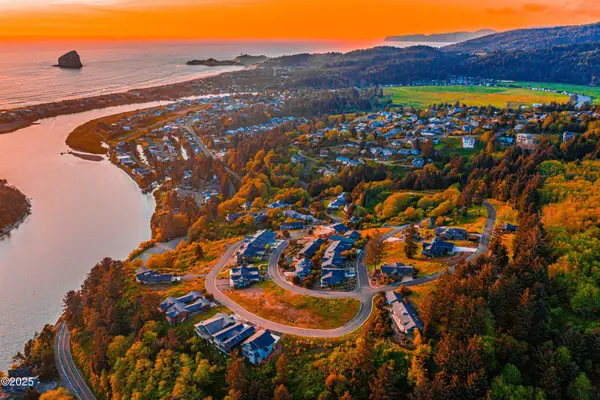 TL7200 Brooten Mountain, Pacific City, OR 97135