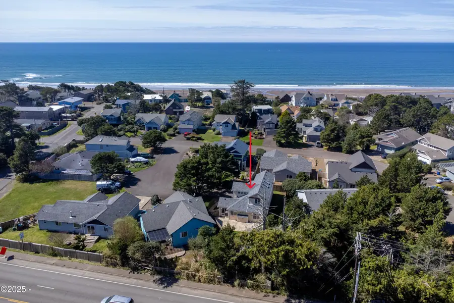 35 Evergreen, Depoe Bay, OR 97341 - #3
