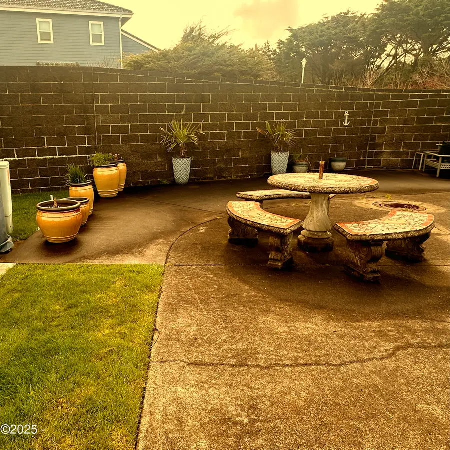 6225 N Coast Hwy Lot 237, Newport, OR 97365 - #3