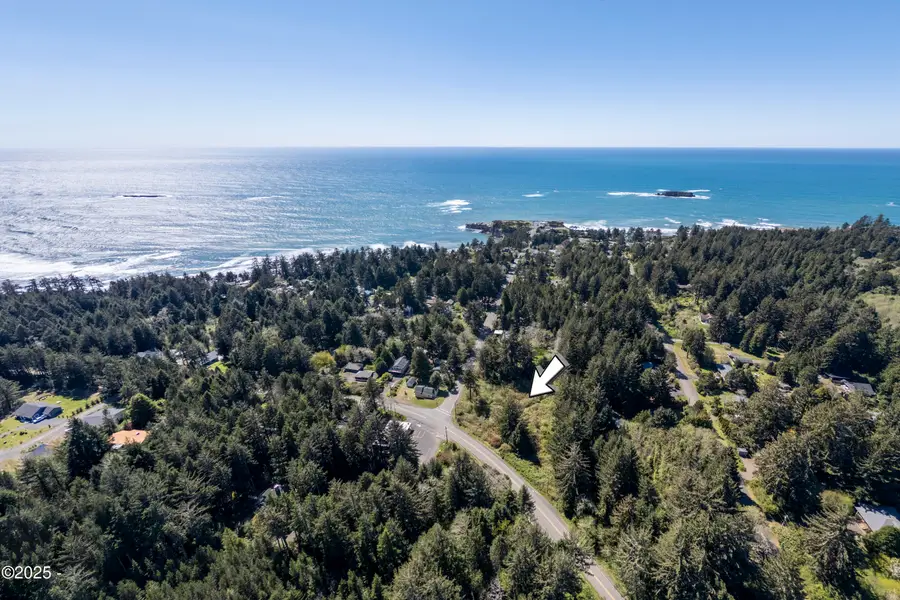 6525 Otter Crest Lp, Otter Rock, OR 97369 - #3