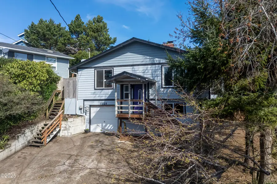 1725 NW Oceanview, Newport, OR 97365 - #2