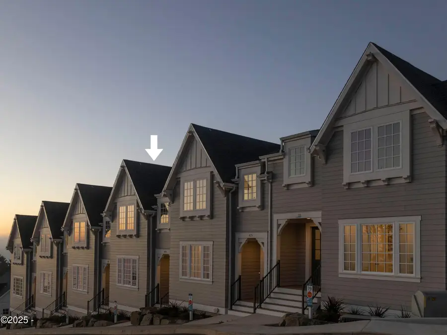 419 NE Moonwake, Depoe Bay, OR 97341 - #2