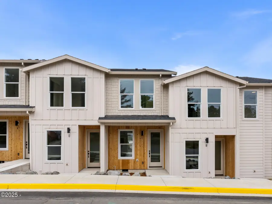 305 SE Jetty, Lincoln City, OR 97367 - #2