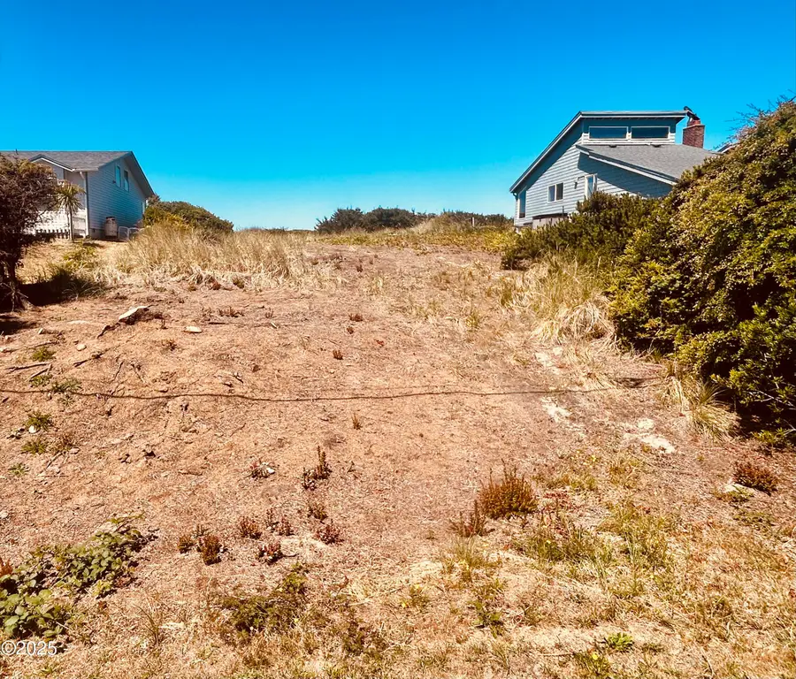 1702 NW Oceania, Waldport, OR 97394 - #3