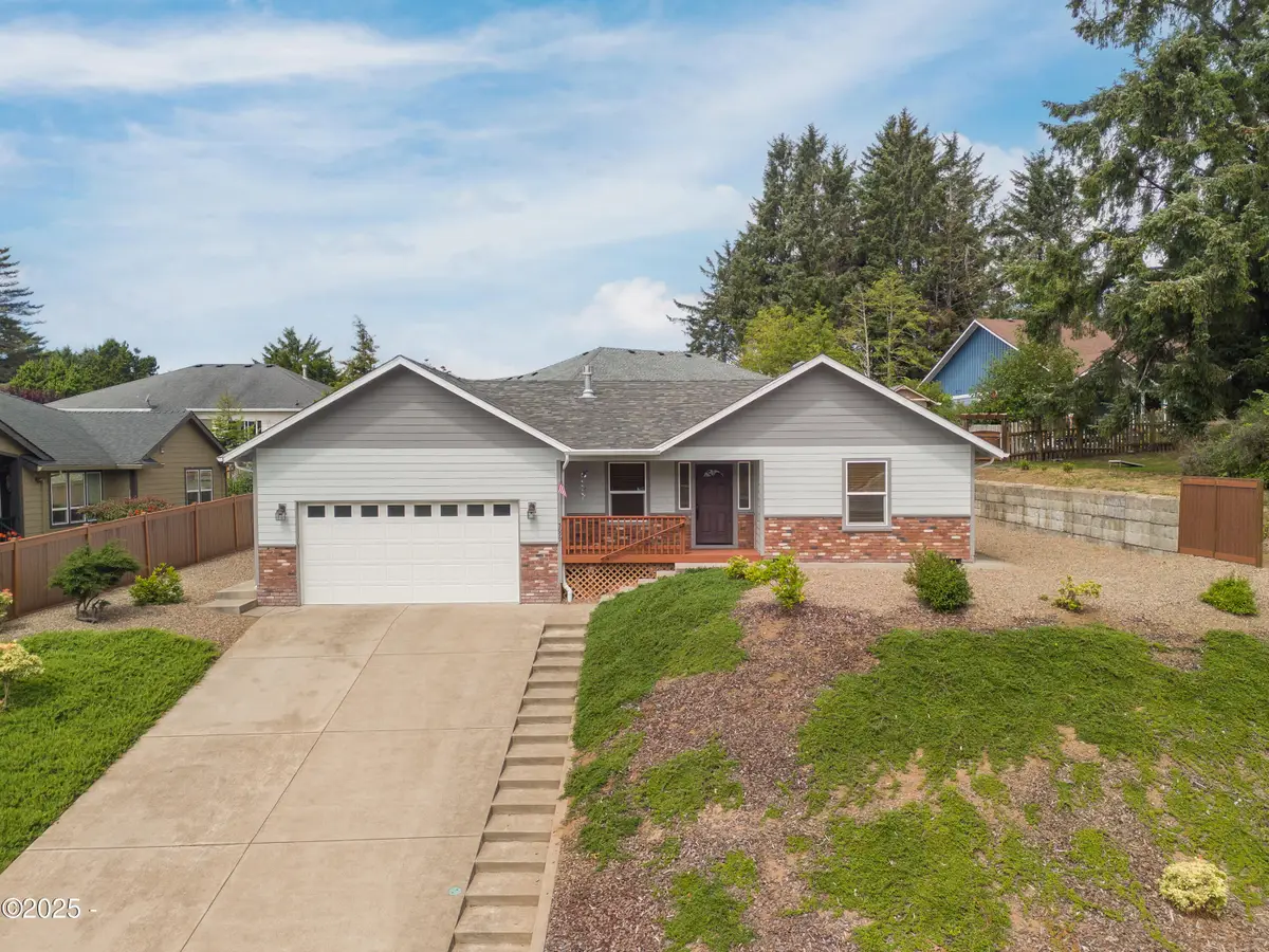 5699 NE Voyage, Lincoln City, OR 97367 - #1