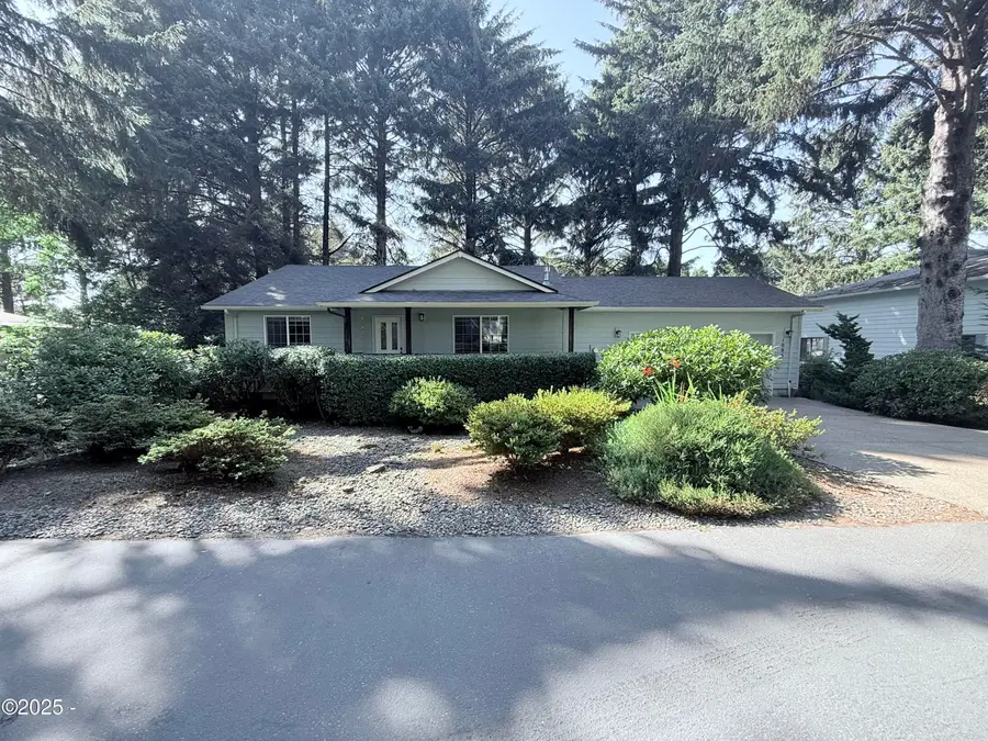 1085 SW Walking Wood, Depoe Bay, OR 97341 - #3