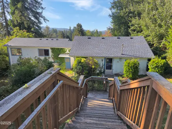 749 SE 2nd, Toledo, OR 97391