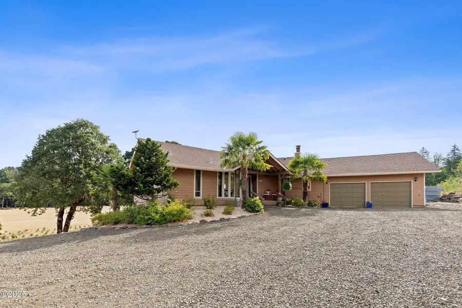 21560 Gooseneck, Sheridan, OR 97378 - #3