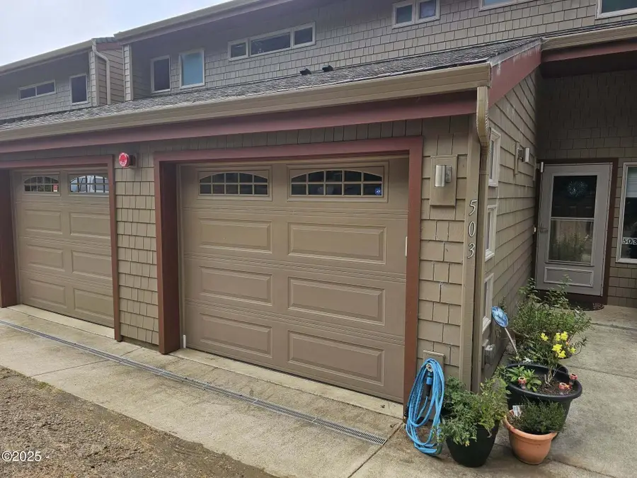 503 Center, Yachats, OR 97498 - #2