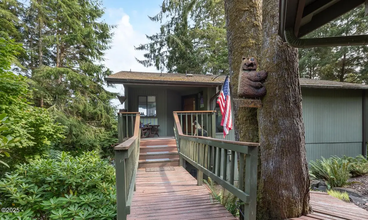 2011 NE Devil's Ridge, Lincoln City, OR 97367 - #1