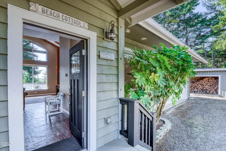 1009 NW Salal, Waldport, OR 97394 - #3