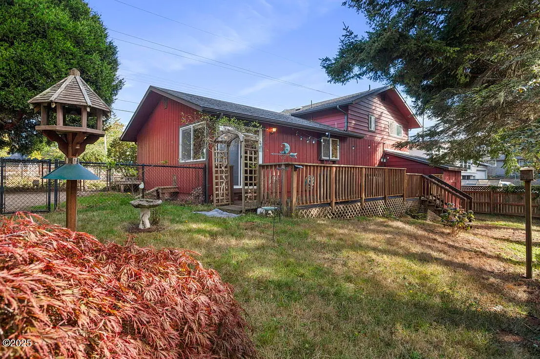 125 SW View, Waldport, OR 97394 - #1