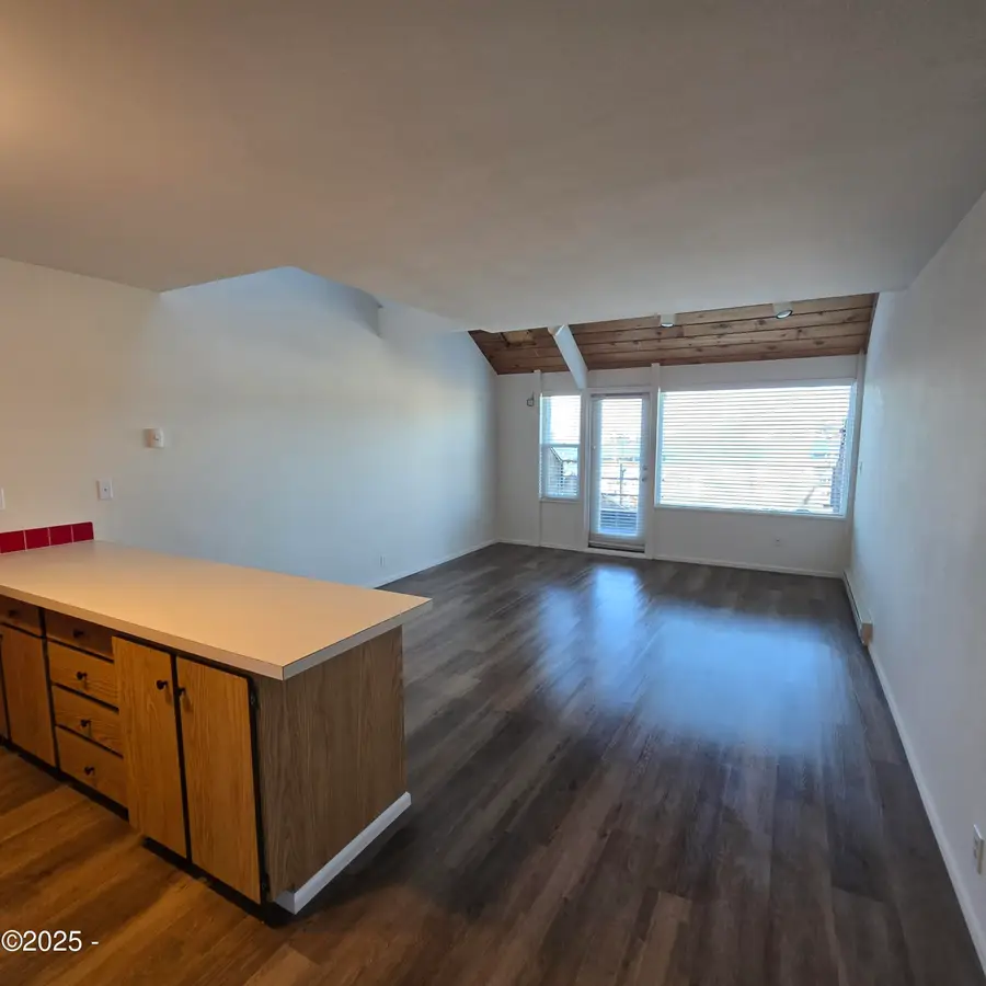 1000 SE Bay, Newport, OR 97365 - #3
