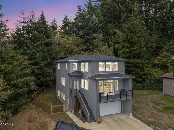 805 SE Crescent, Newport, OR 97365