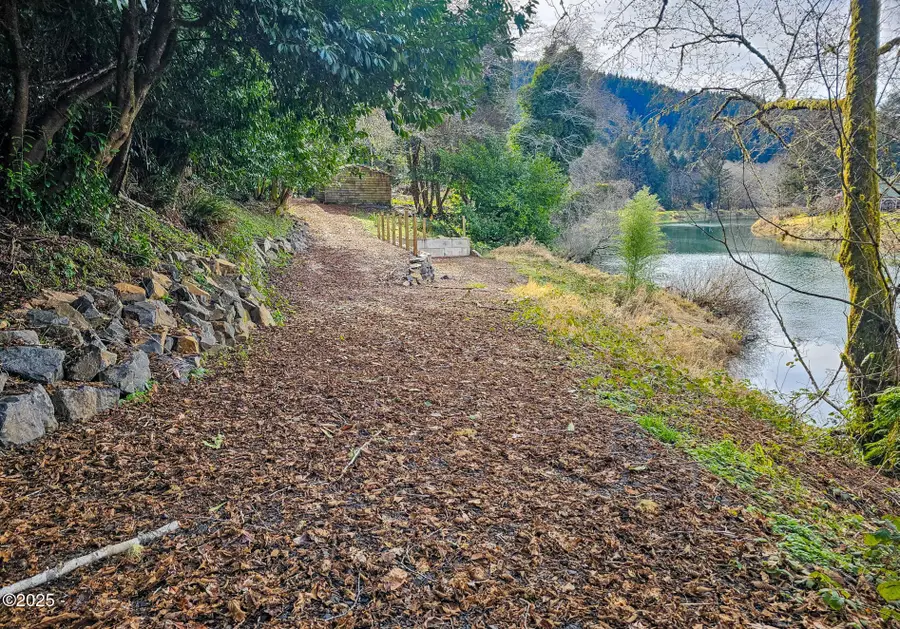 7777 Siletz, Lincoln City, OR 97367 - #3