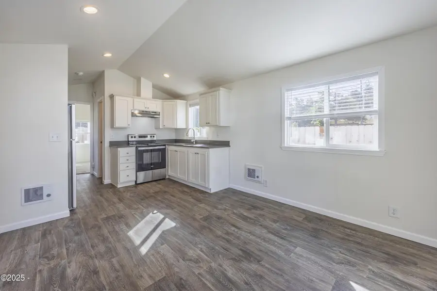 4875 N Hwy 101, Depoe Bay, OR 97341 - #3