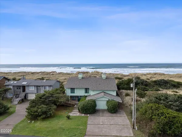 2014 NW Oceania Drive, Waldport, OR 97394