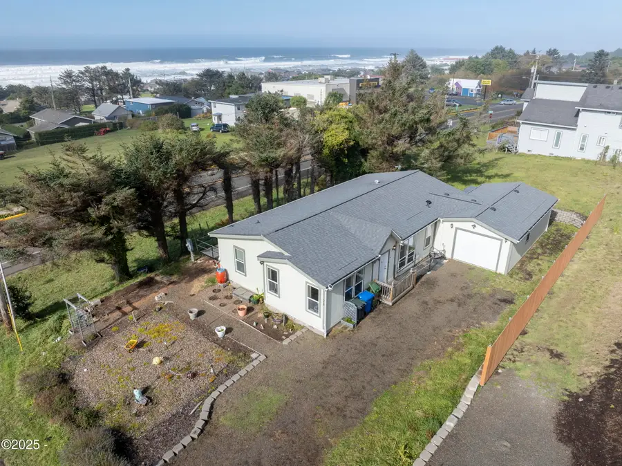 25 8th, Yachats, OR 97498 - #3