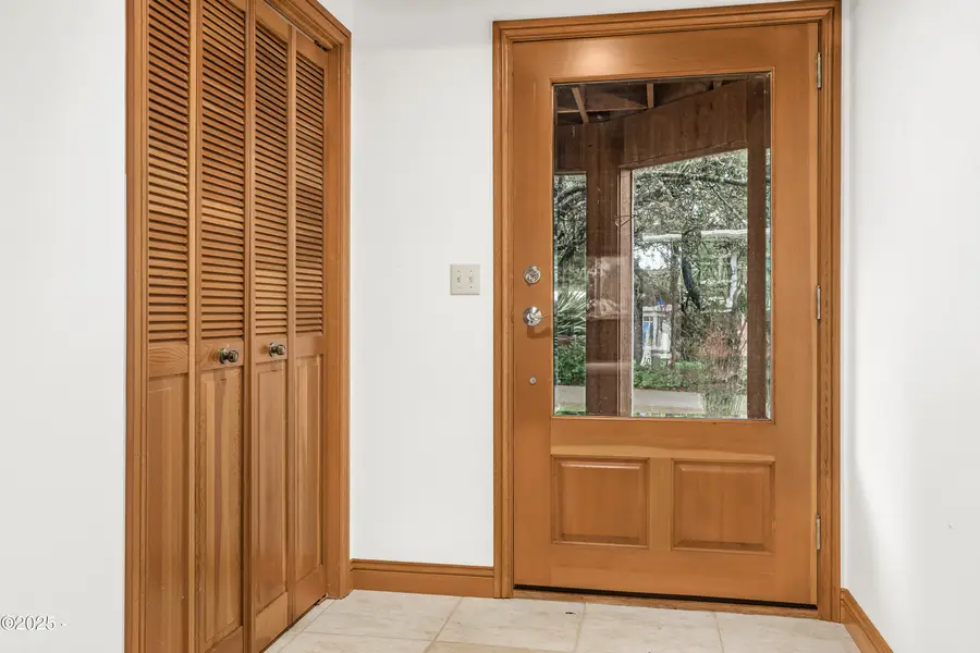 327 Lemwick, Yachats, OR 97498 - #3