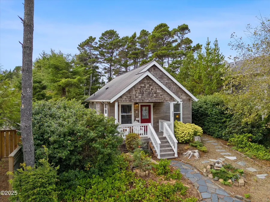 255 Bunchberry, Depoe Bay, OR 97341 - #2