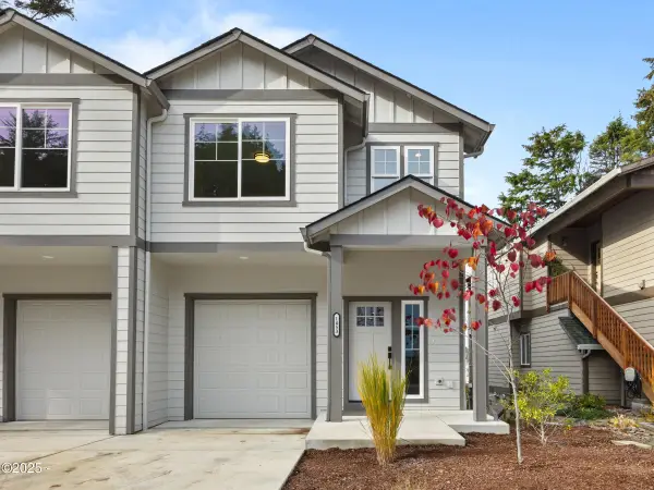 1453 SE Marine, Lincoln City, OR 97367