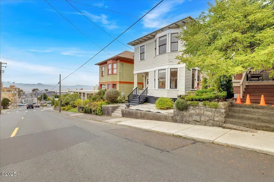 674 11th, Astoria, OR 97103 - #3