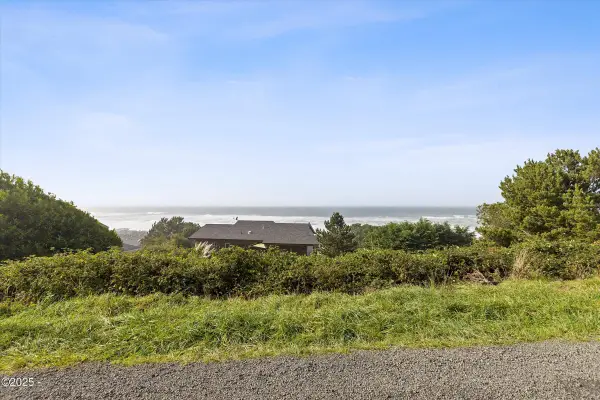 6900 Blk Ne Neptune Dr Tl200, Lincoln City, OR 97367