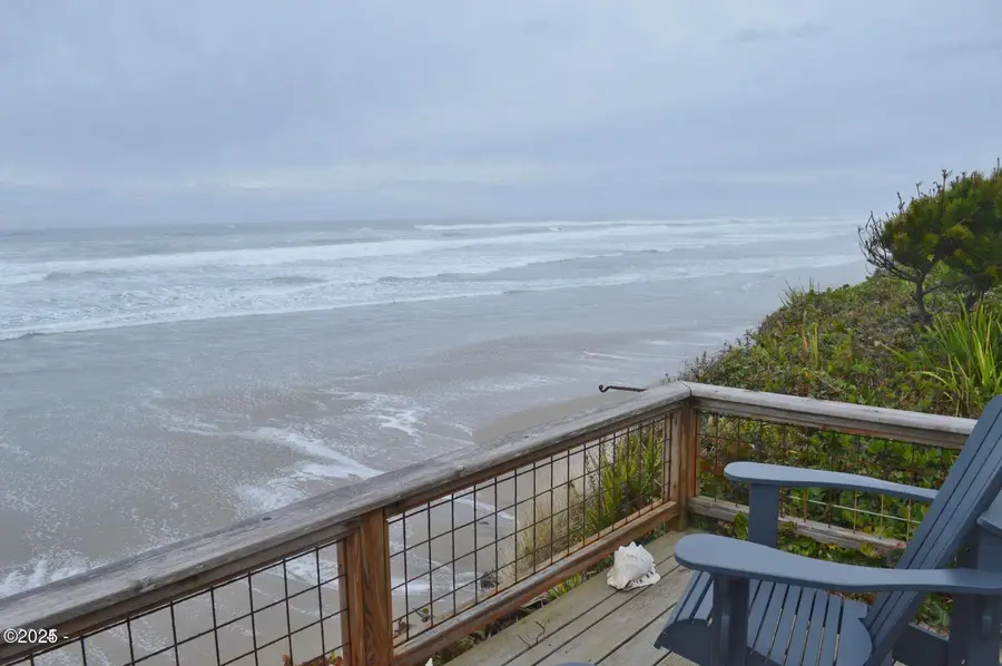 7509 NW Finisterre, Yachats, OR 97498 - #2