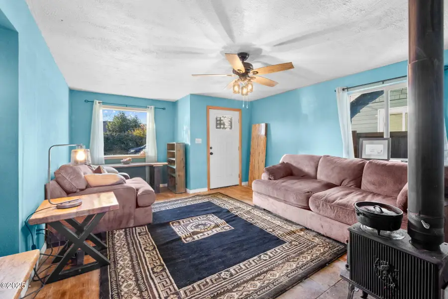 945 NE Commercial, Waldport, OR 97394 - #3