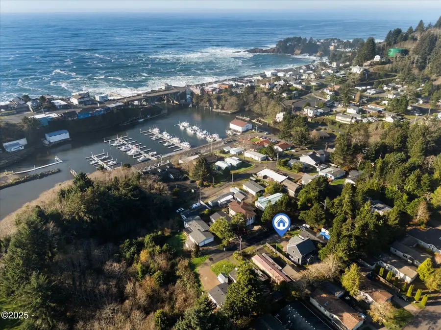 250 SE Hazelton, Depoe Bay, OR 97341 - #3