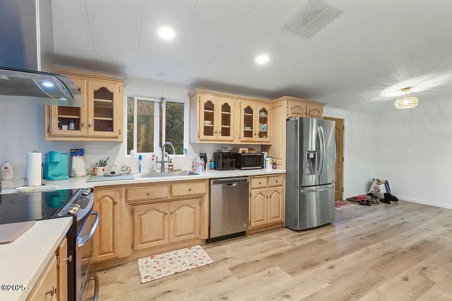 1270 NE Canyon, Toledo, OR 97391 - #3