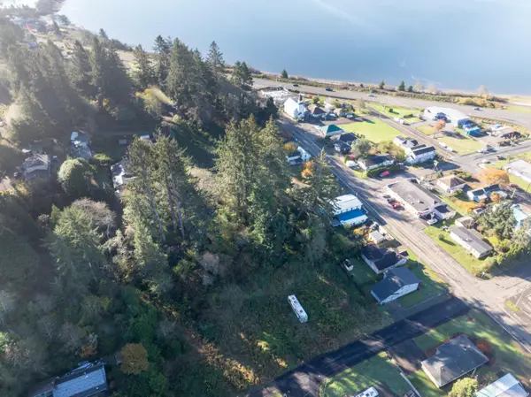 TL 4900 C, Bay City, OR 97107