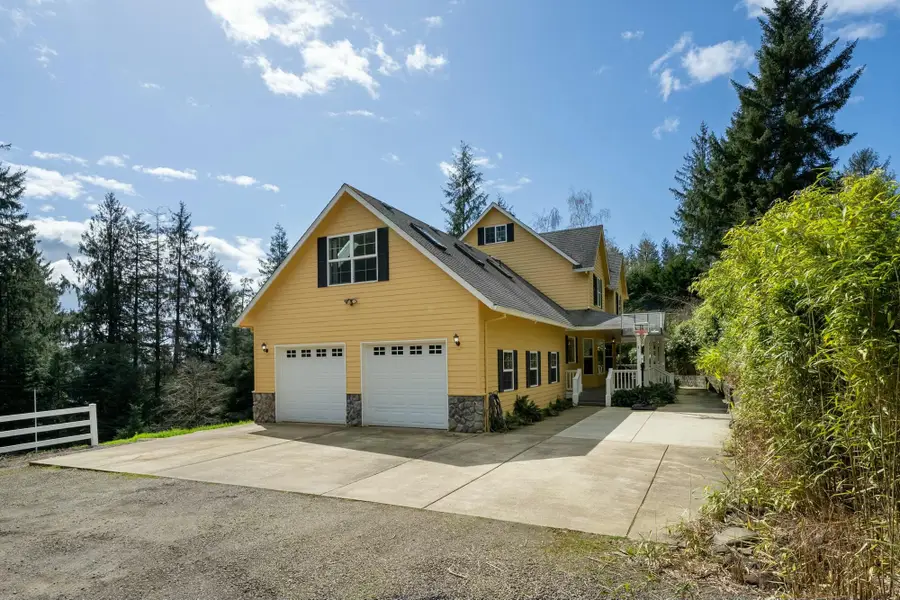 8100 Briar, Tillamook, OR 97141 - #3
