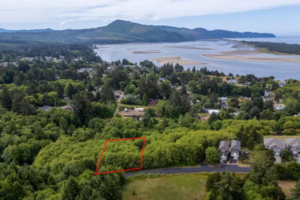 223 Holly Heights, Netarts, OR 97141