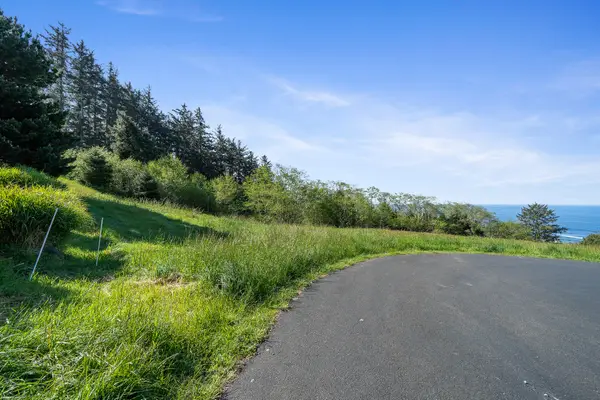 45 Tides Trail, Manzanita, OR 97131