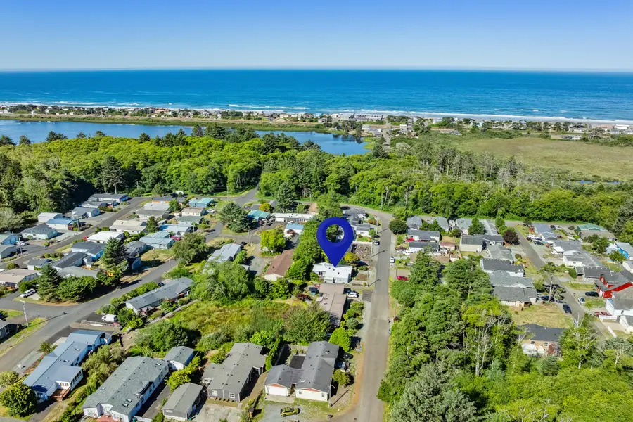 1057 NE 12th, Rockaway Beach, OR 97136 - #3