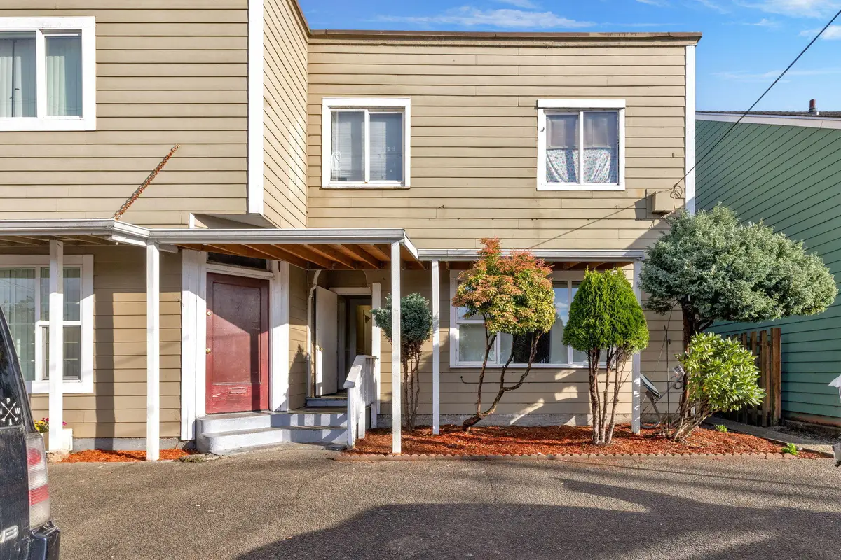 1708 4th, Tillamook, OR 97141 - #1