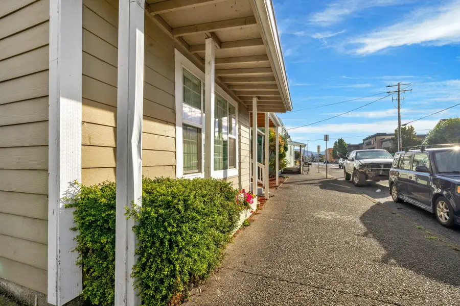 1708 4th, Tillamook, OR 97141 - #2