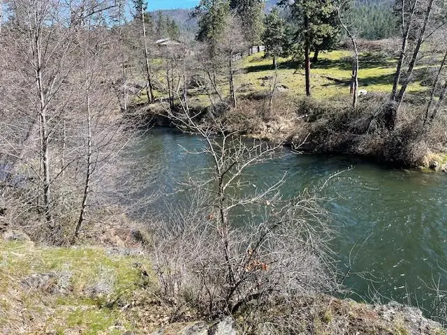 Kinney Cr, Jacksonville, OR 97530 - Image #1