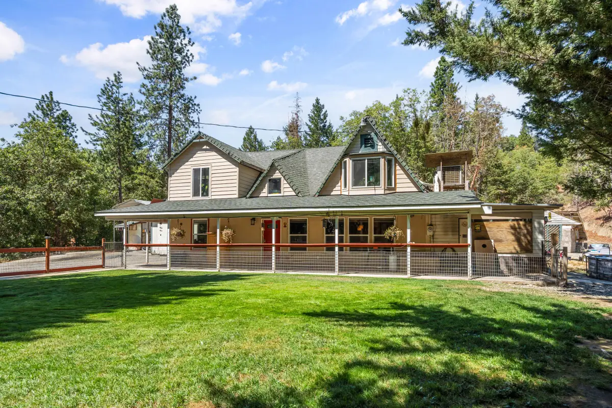 836 Sleepy Hollow, Grants Pass, OR 97527 - Image #1