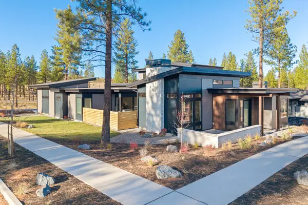 3374 NW Leavitt, Bend, OR 97703