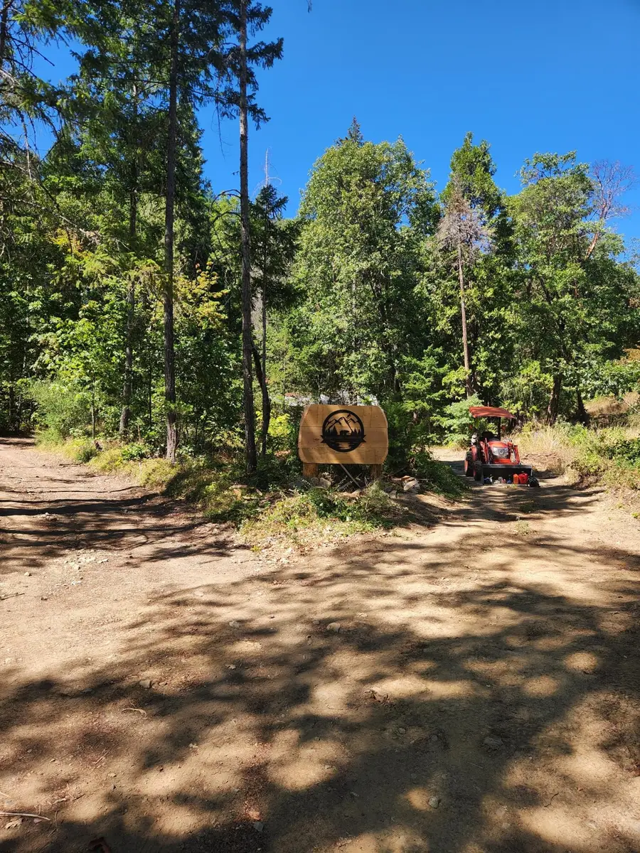 2905 Birdseye Creek, Gold Hill, OR 97525 - Image #2