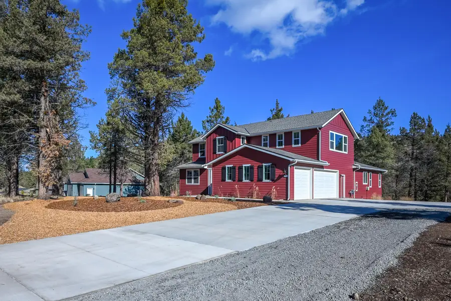 1217 Vine Maple, Klamath Falls, OR 97601 - Image #2