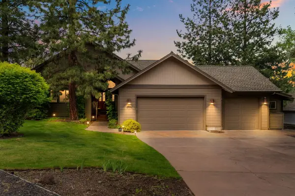 2932 NW Fairway Heights, Bend, OR 97703