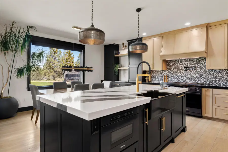 62705 Hamby, Bend, OR 97701 - Image #3