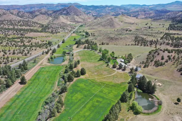 33817 Gage Road, Mitchell, OR 97750