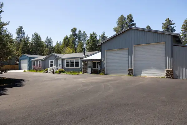 15575 Pinedale Court, La Pine, OR 97739