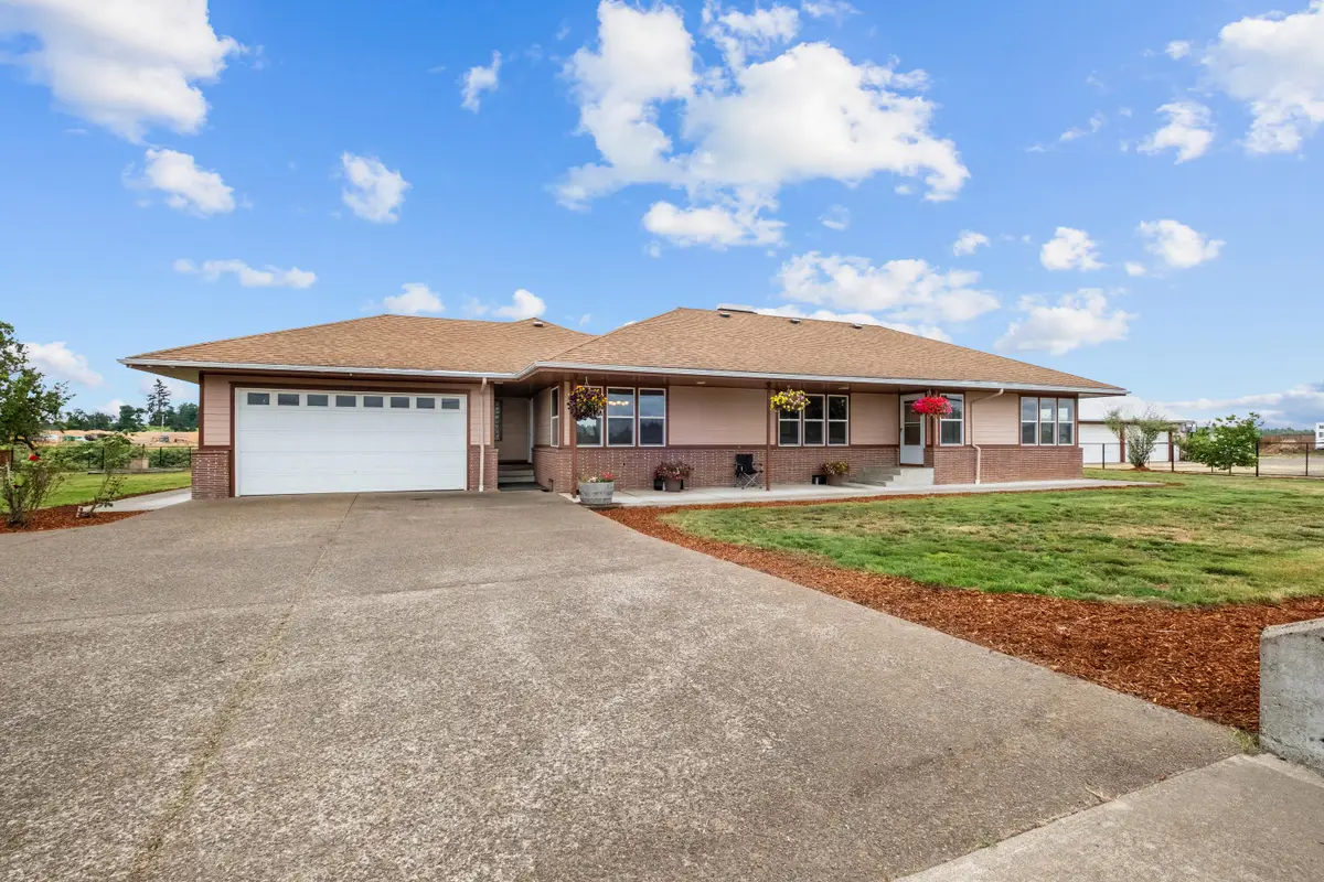 8758 Stayton Se, Turner, OR 97392 - Image #1