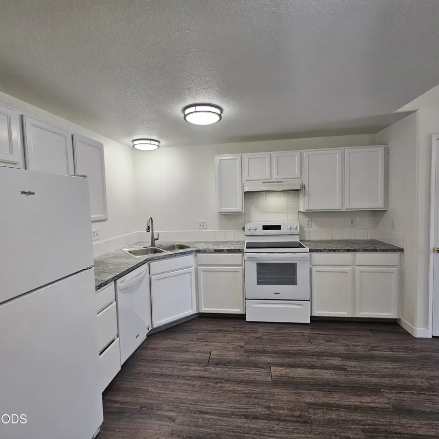 2746 SW Umatilla Court, Redmond, OR 97756 - #3