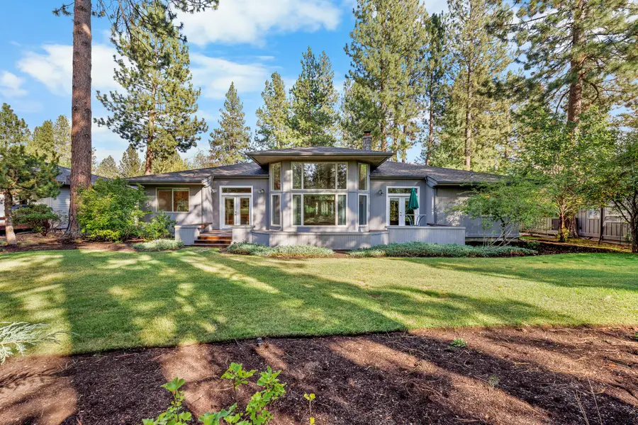 60799 Currant, Bend, OR 97702 - Image #2